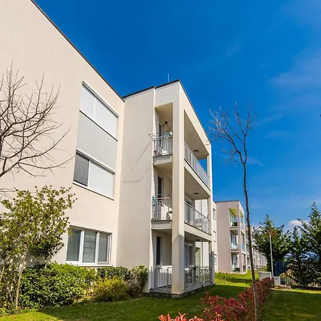 Talea Elegant Escape By Pikhost Apartament Lezhë